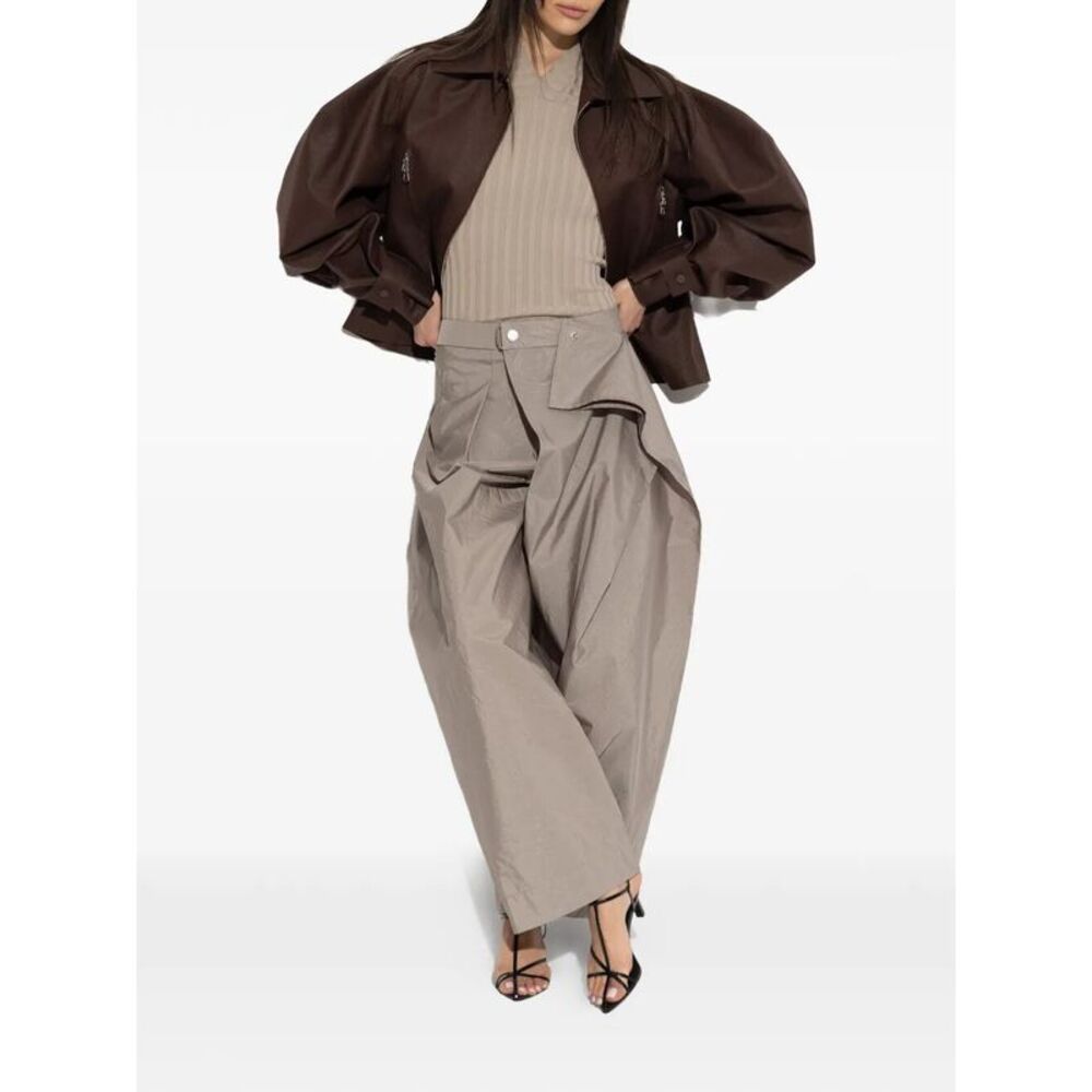 Issey Miyake Women "Akimbo" Volume Trousers - Picture 3 of 7